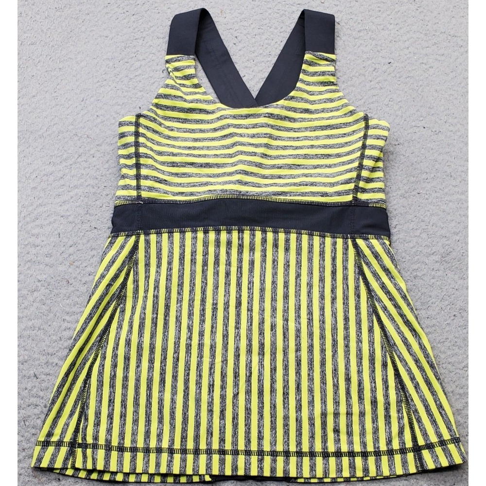 Lululemon Tank Top Women 6 Multi Striped Crossover Straps Shelf Bra Athletic Fit